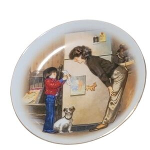 Avon SPECIAL MEMORIES FROM TOM NEWSON small plate creation of love 1985